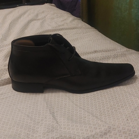 Brand New Men's Calvin Klein, Ballard Dress Boot - Picture 3 of 5